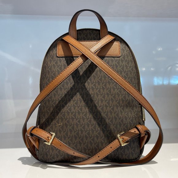 Michael Kors Erin M Backpack Brown Multi - Picture 2 of 11